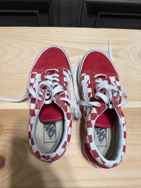 Vans Checkerboard Low Top Sneakers - Red & White